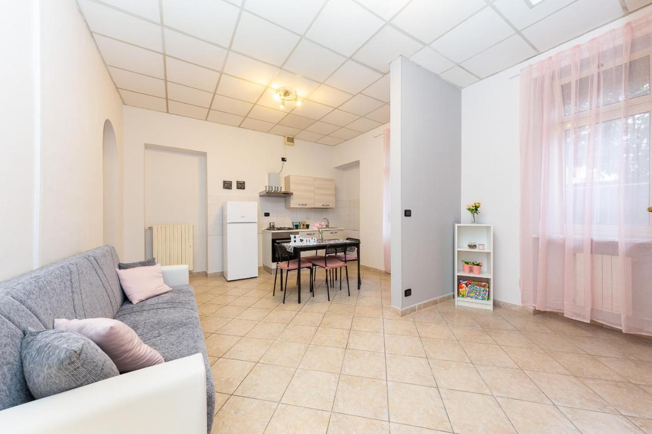 La Gioiosa - Top Location - Modern Apartment Near Metro Bengasi トリノ エクステリア 写真