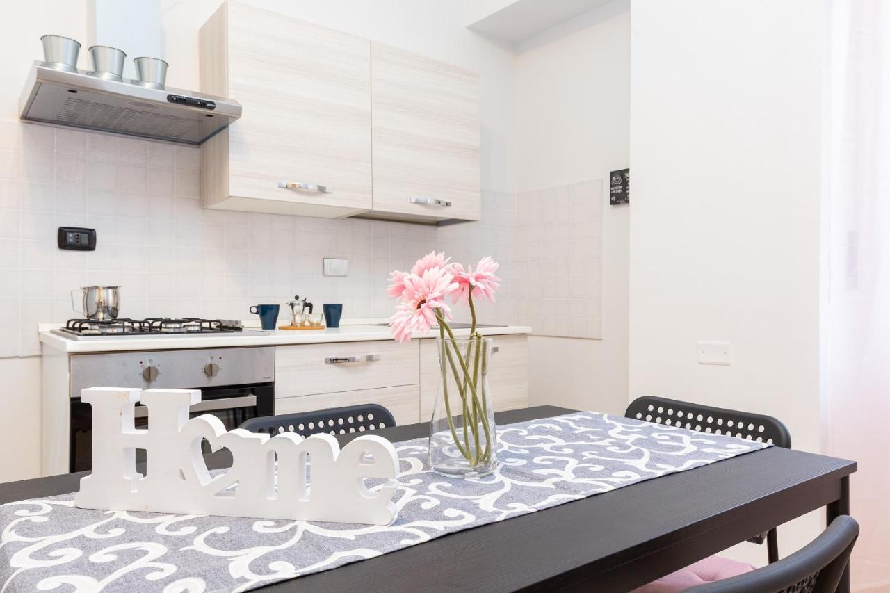 La Gioiosa - Top Location - Modern Apartment Near Metro Bengasi トリノ エクステリア 写真