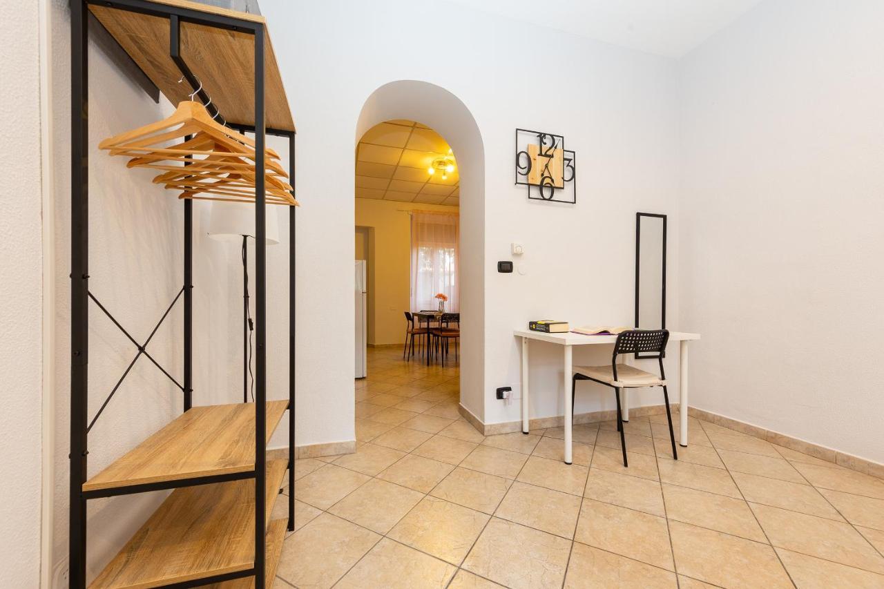 La Gioiosa - Top Location - Modern Apartment Near Metro Bengasi トリノ エクステリア 写真